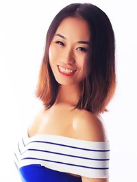 Asian Bride Ling (Lucy) from Shenzhen