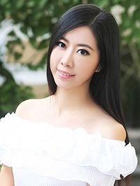 Asian single woman Zixi (Zola) from Yunfu