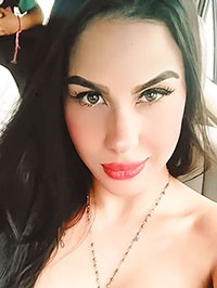 Latin single woman Stefani Carolina from San Gil