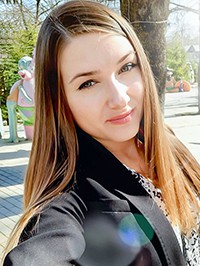 Single Regina from Bakhchysarai, Ukraine