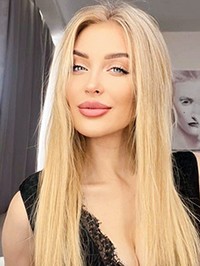 Single Antonina from Kyiv, Ukraine