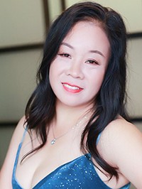 Asian single woman Chunhua from Bangtou