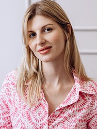 Ukrainian single Anastasia from Starokostyantyniv, Ukraine