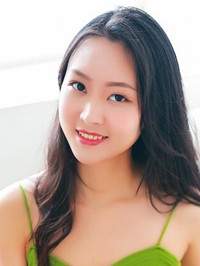 Asian woman Yanping from Andong, China