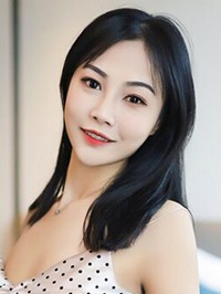 Asian woman Mengxue from Anji, China