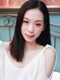 Asian single woman Huiyuan from Anda