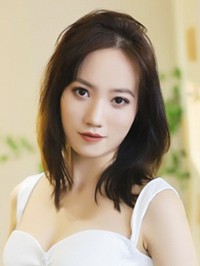 Asian woman Lanyu from Ziyang, China